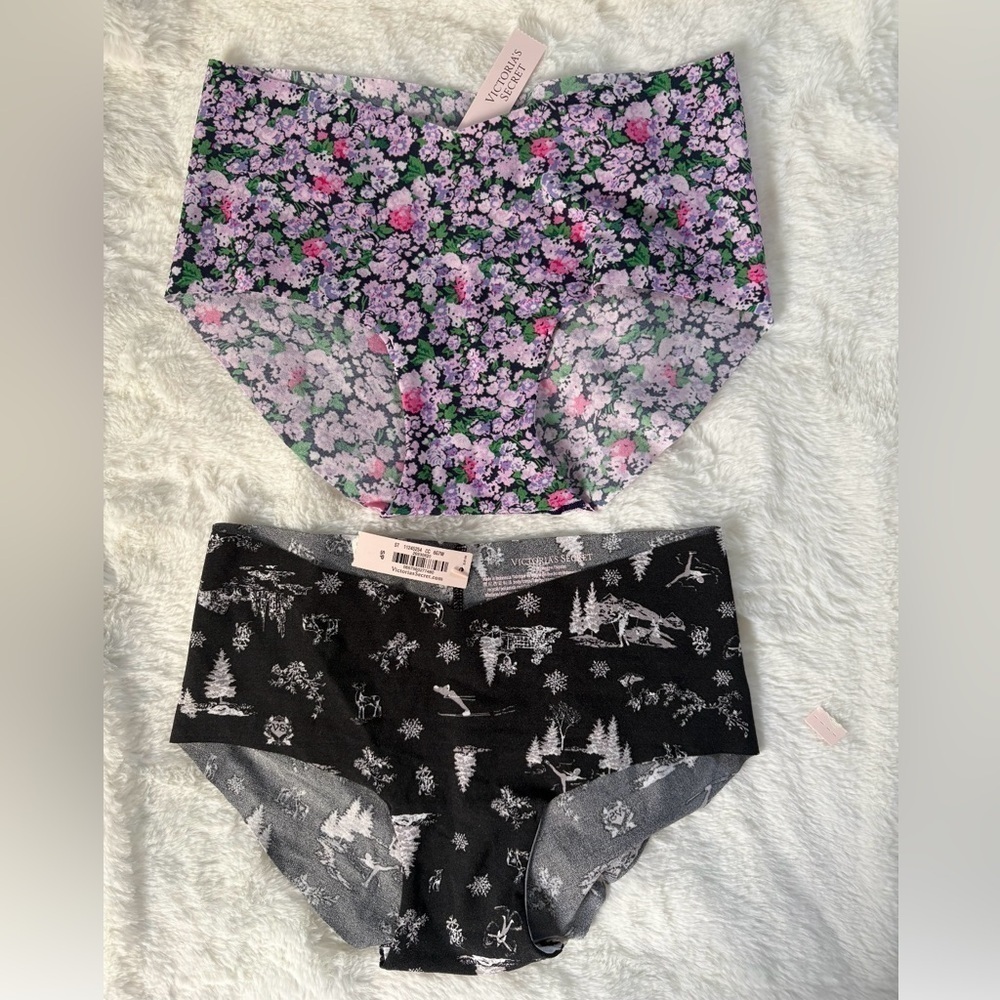 NWT VS No show HipHugger Panties, Size: Small
